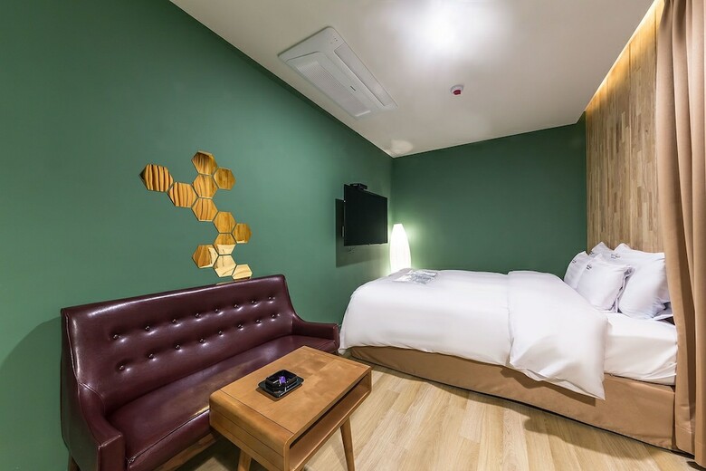 Pyeongtaek Sevilla Hotel