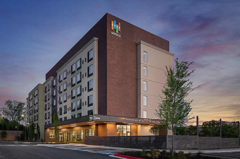 Even Hotels Alpharetta - Avalon Area