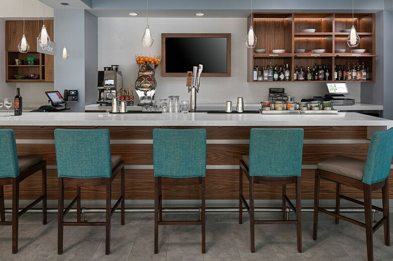 Even Hotels Alpharetta - Avalon Area