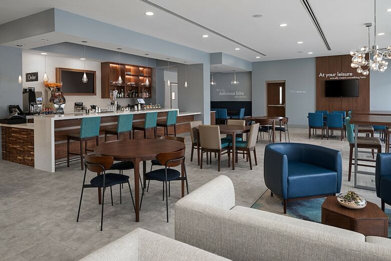 Even Hotels Alpharetta - Avalon Area