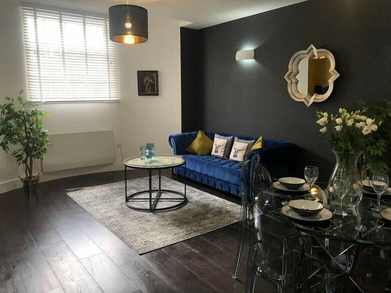Kings Apartments By Flagons Living