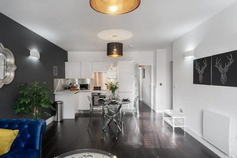 Kings Apartments By Flagons Living