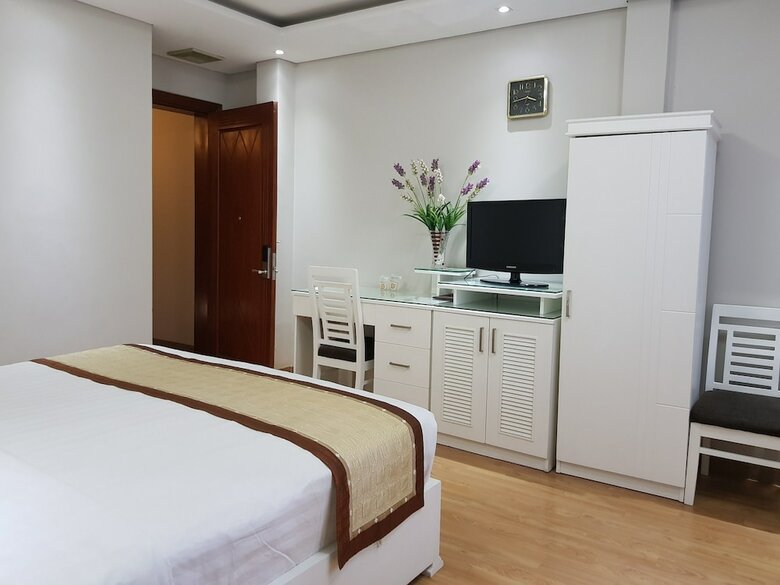 Van Ha Hotel