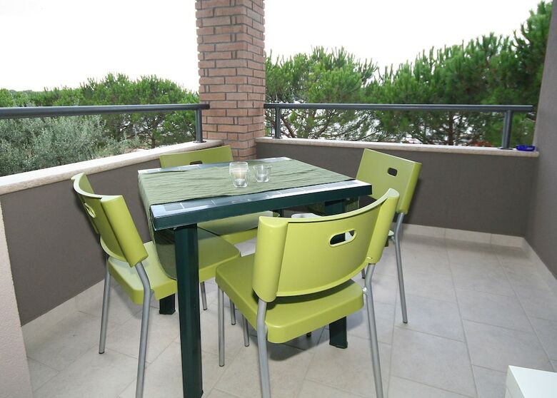 Apartments Oliveto