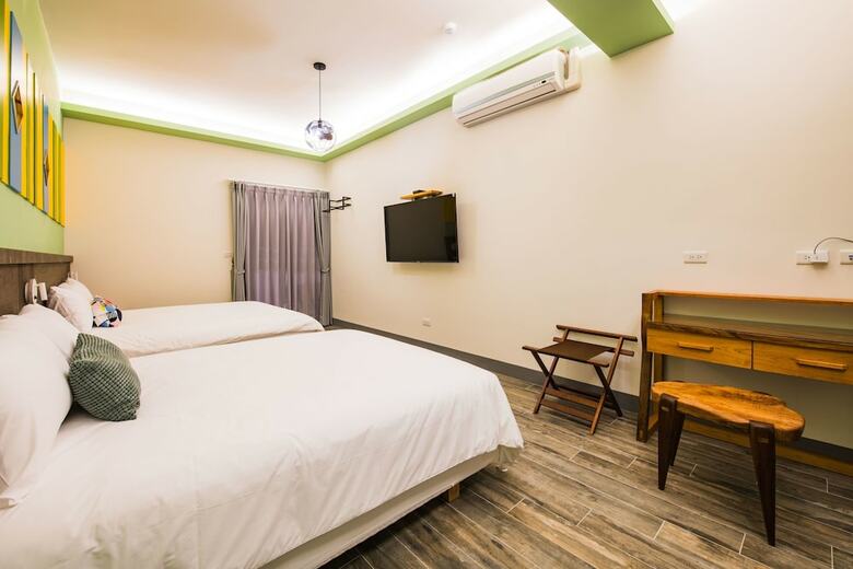 Hotel Happywings Homestay