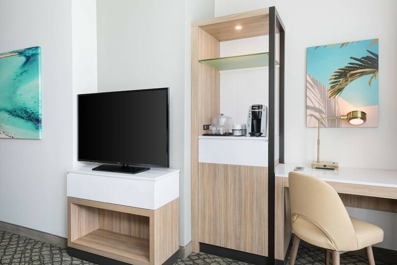 Hotel Springhill Suites By Marriott Panama City Beach Beachfront