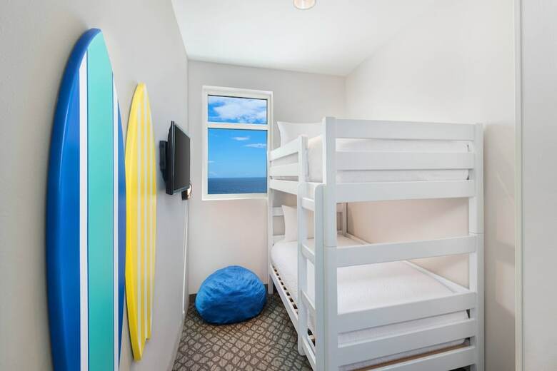 Hotel Springhill Suites By Marriott Panama City Beach Beachfront