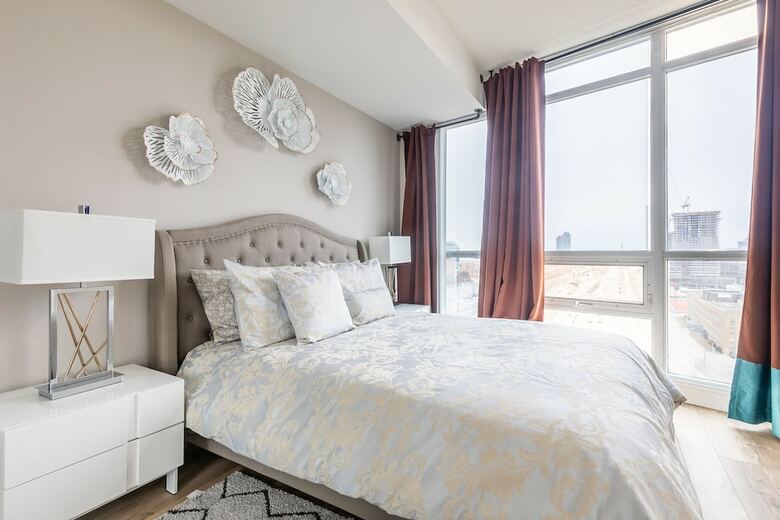 Simply Comfort. Incredible Downtown Apt