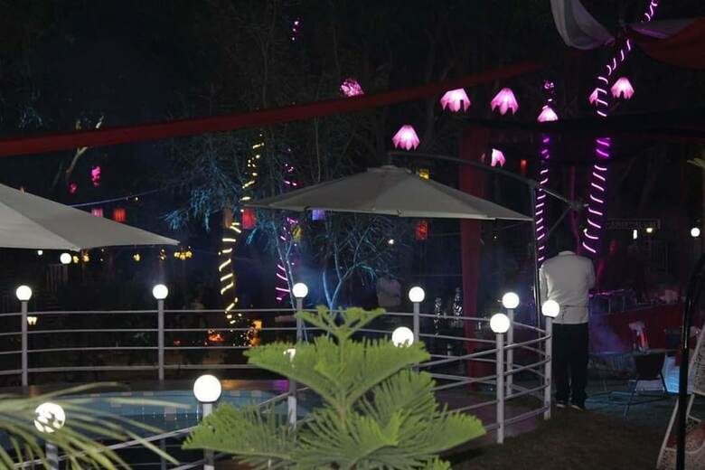 Hotel Gurugram Resort