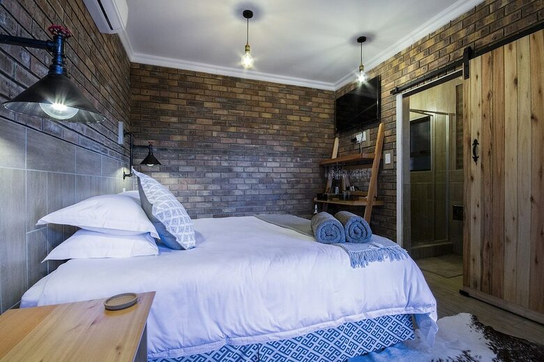 Hotel St Lucia Livingston Lodge