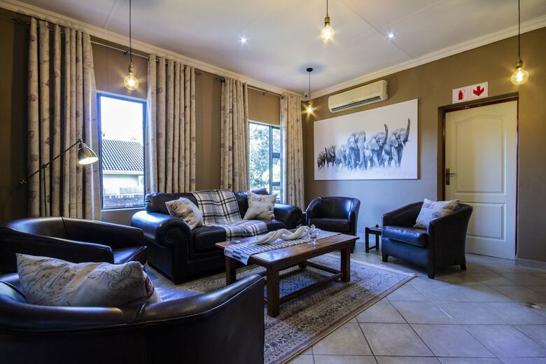 Hotel St Lucia Livingston Lodge