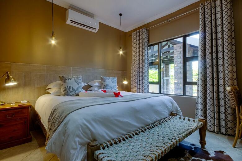 Hotel St Lucia Livingston Lodge