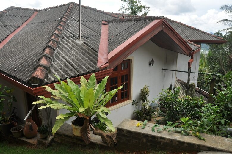 Hotel Springhill Homestay