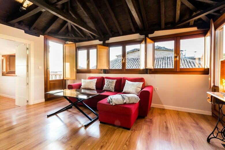 Apartamentos �tico Fortuny