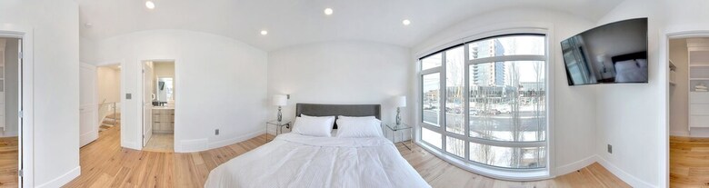 New Luxury Townhome 29