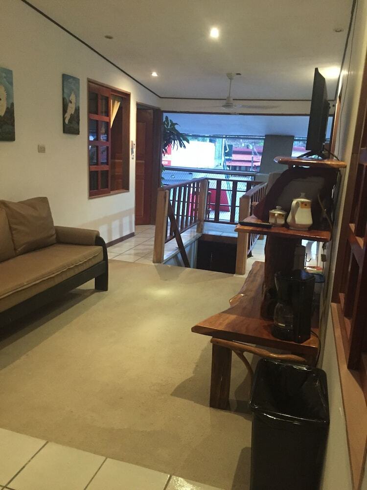Hostal Hospedaje Do�a Ana