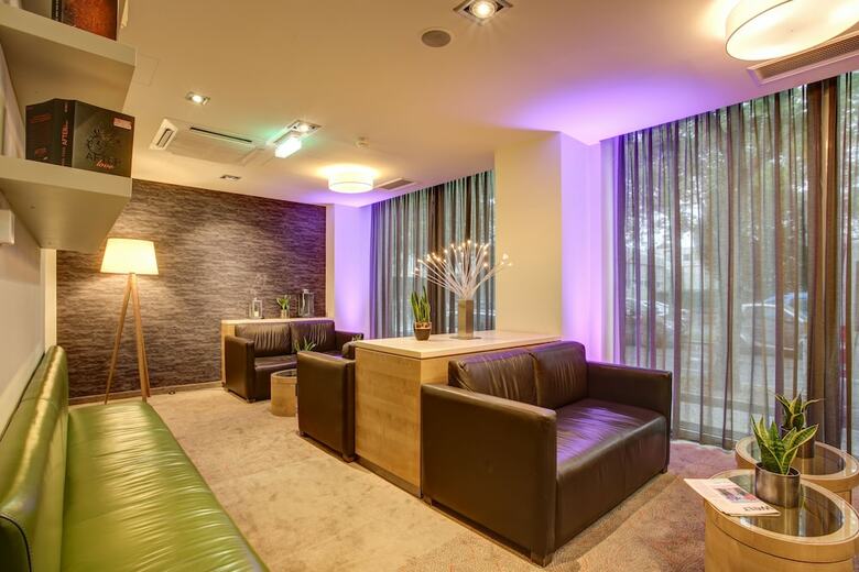 Fourside Hotel & Suites Vienna