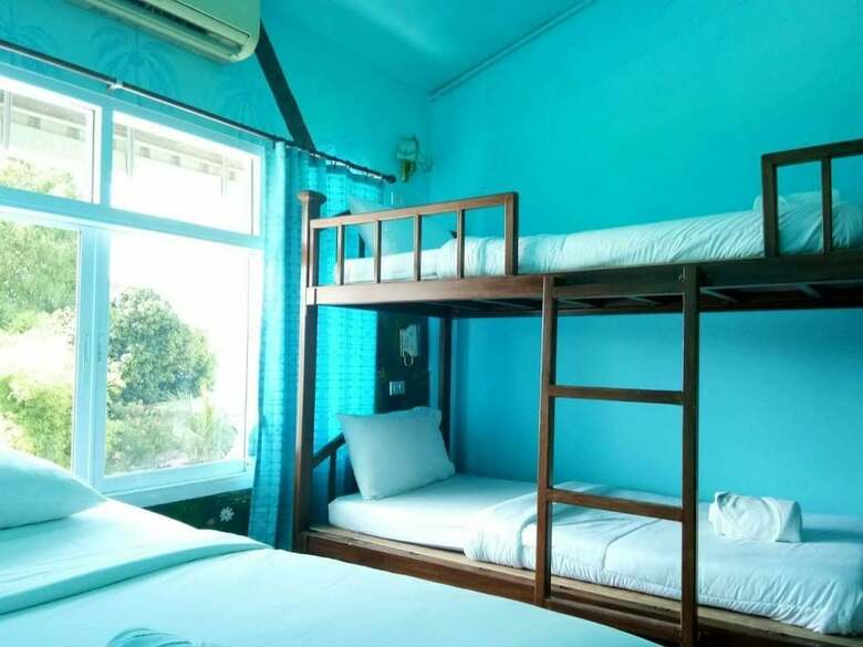 Hotel Maenam Lodge