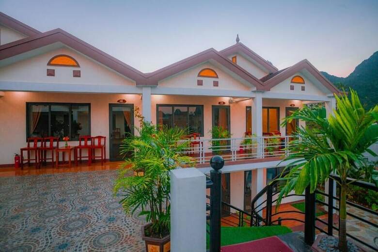 Hotel Lucky Homes