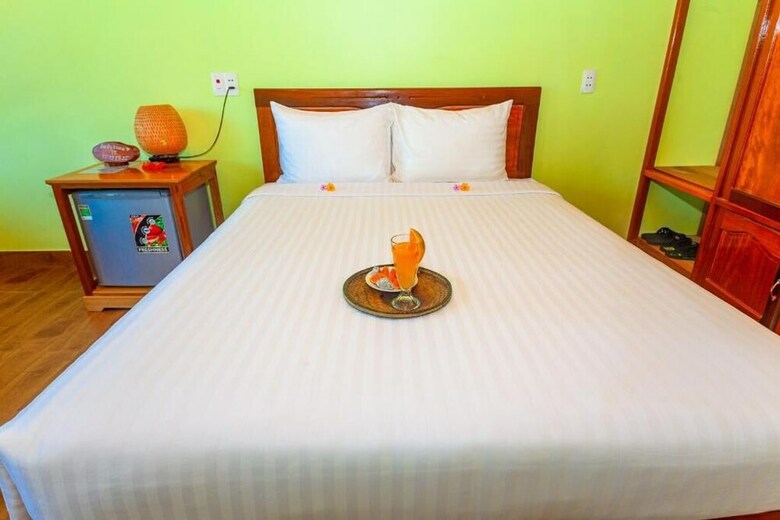 Hotel Lucky Homes