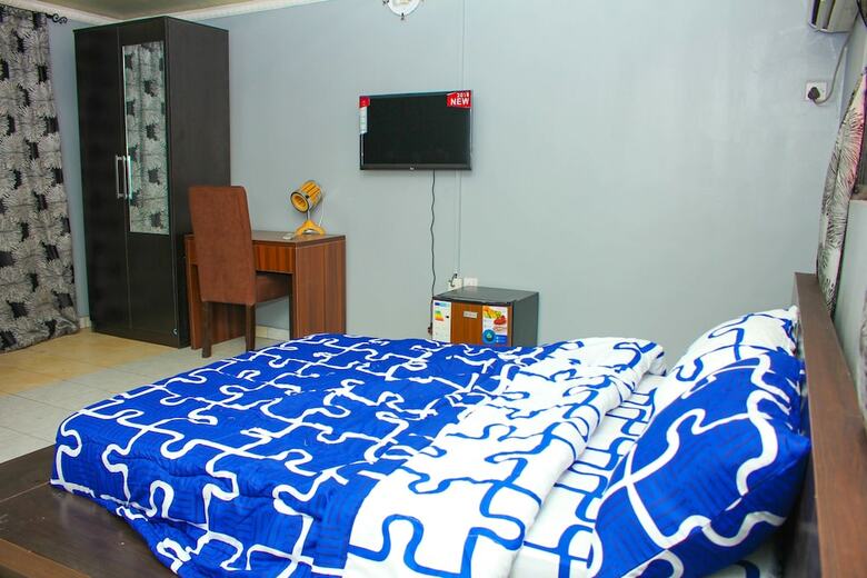 Hotel Inntown Studios
