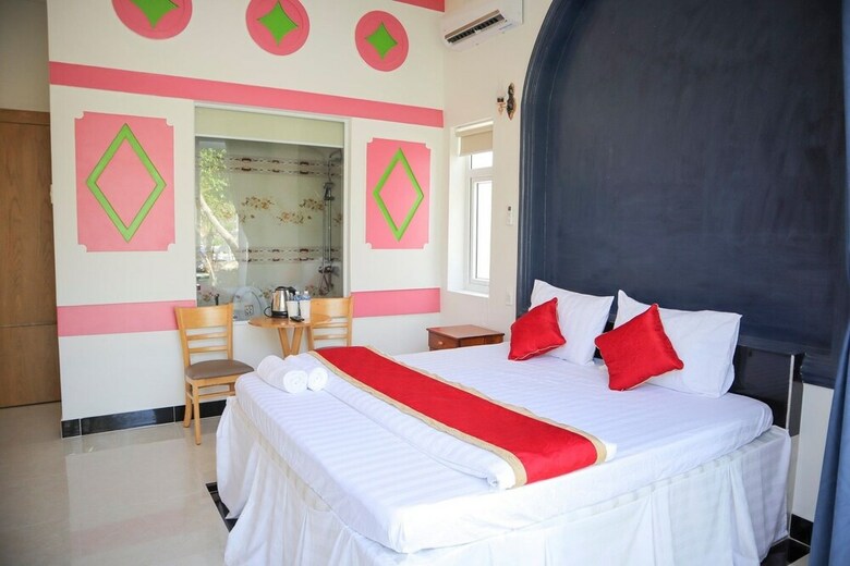 Suoi Tien Hills Hotel