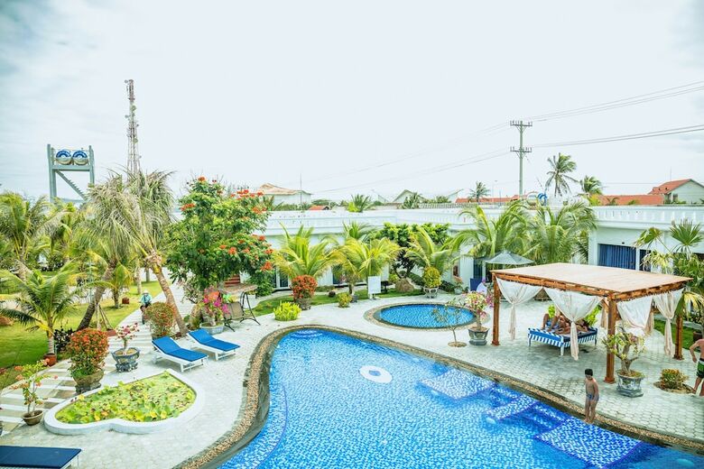 Suoi Tien Hills Hotel