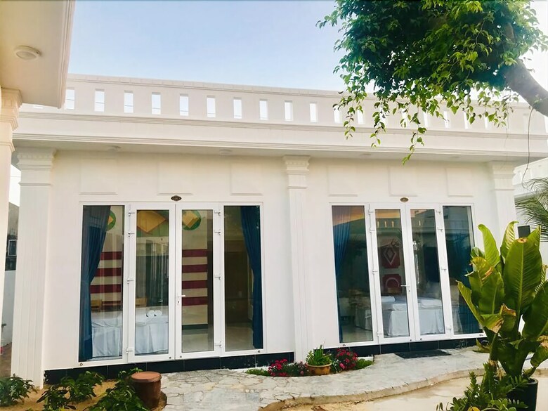 Suoi Tien Hills Hotel