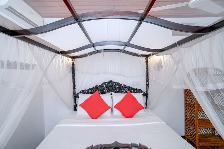 Oyo 460 Nu-vin Beach Hotel