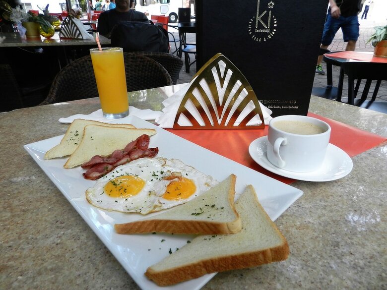 Hotel La Colonia