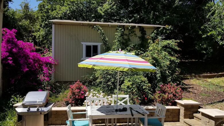 Blissful Cottage