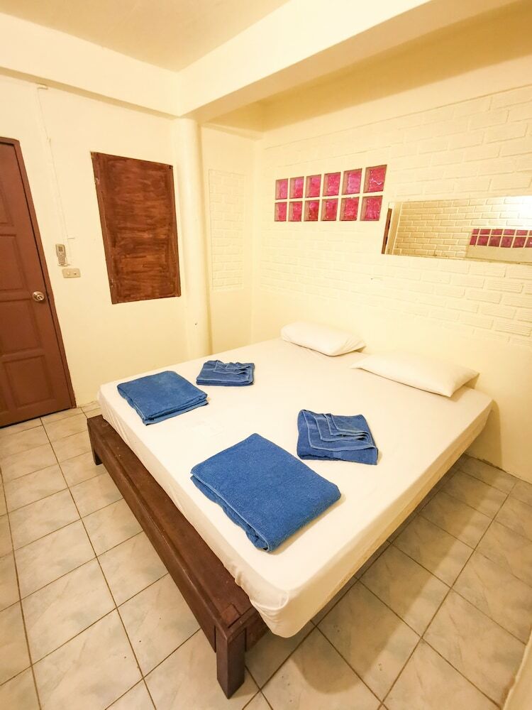 Hostal Jaya Hostel - Adults Only