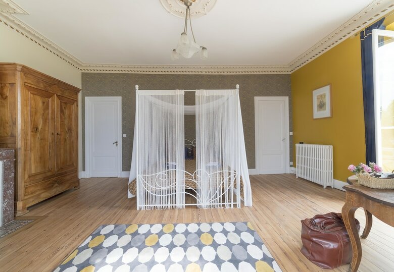 Hotel Chambres D'h�tes La Bastane