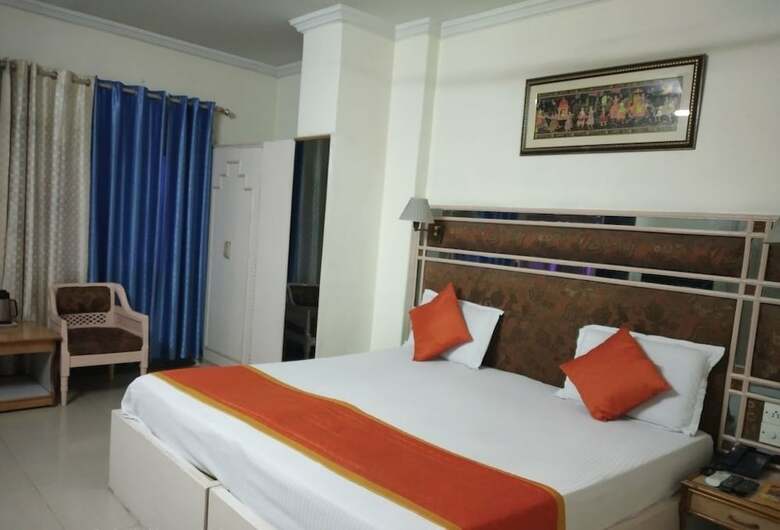 Hotel Neelam