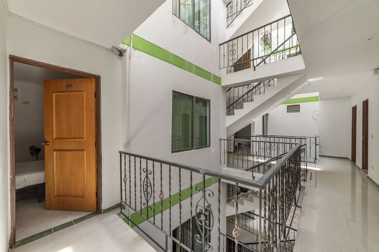 Hotel Ayenda 1228 Balcones de La 70