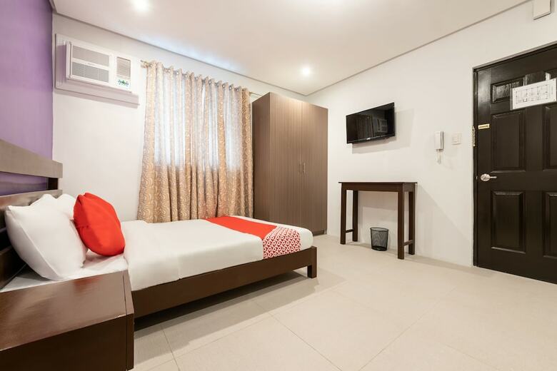 Oyo 121 Nakpil Hotel