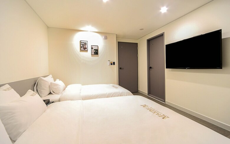 Busan Station Maximum Hotel