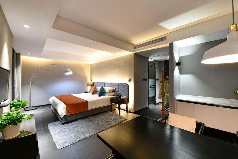 Hotel Dreamhouse