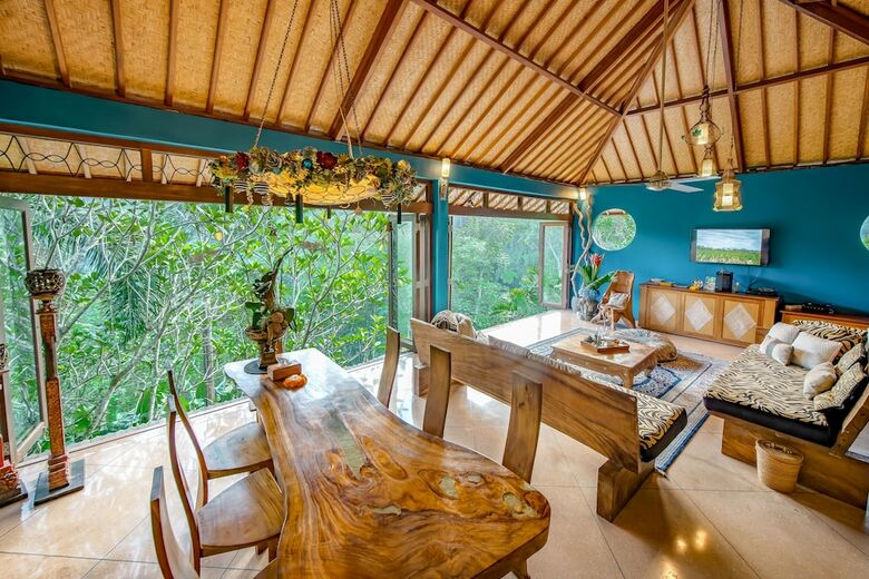 Villa Umah Shanti