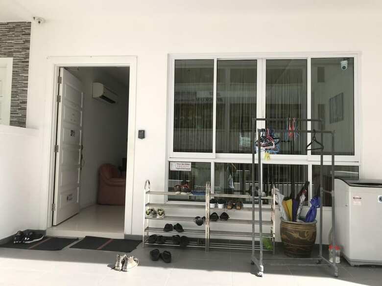 Hostal Island Hostel