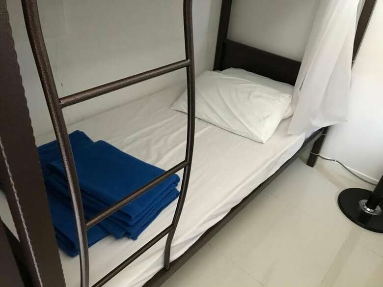 Hostal Island Hostel