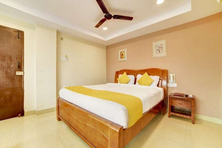 Hotel Padmini Elite