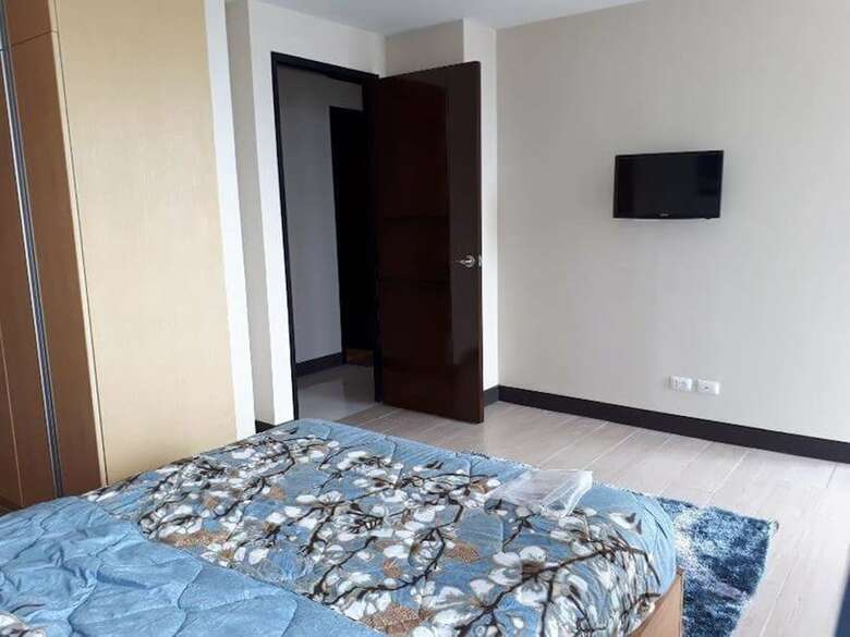 Mactan Newtown Condotel