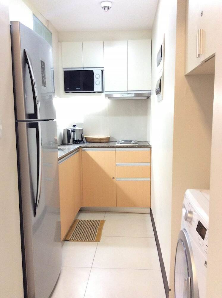 Mactan Newtown Condotel