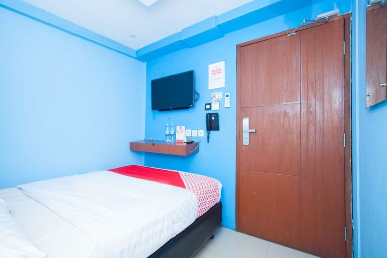 Hostal Oyo 340 Cleo Guest House