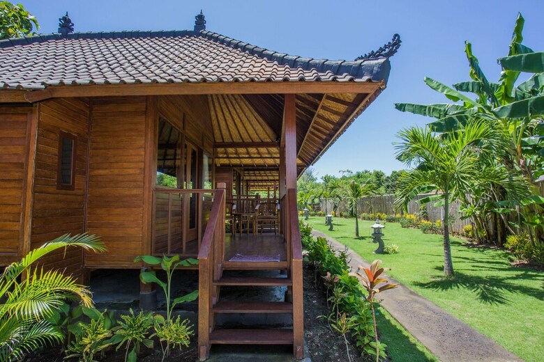 Hotel Samanta Huts Lembongan