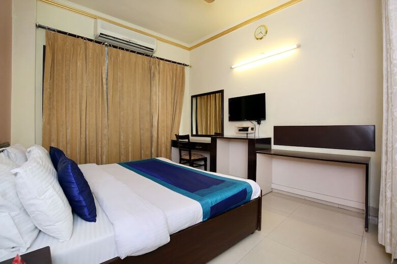 Hotel Oyo 139 Hanh Long