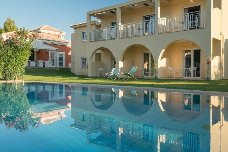 Hotel Aeolos Boutique Resort And Suites