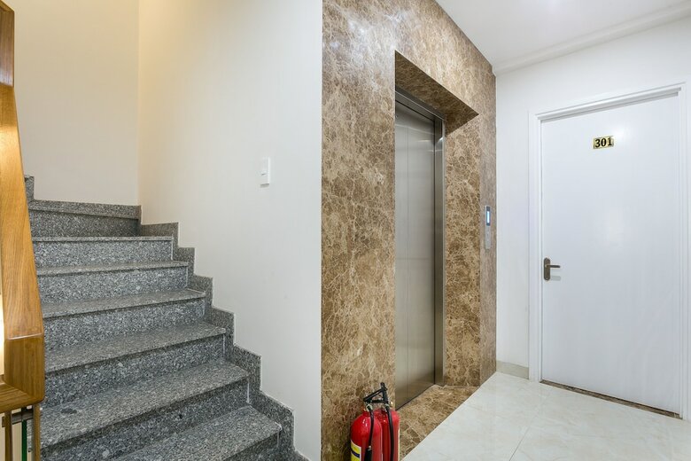 Oyo 136 Aparthotel 75
