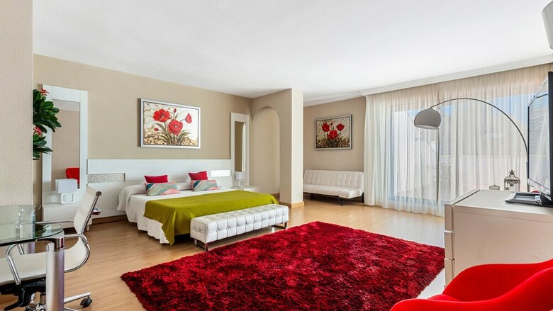 Anfitrion Villas & Suites